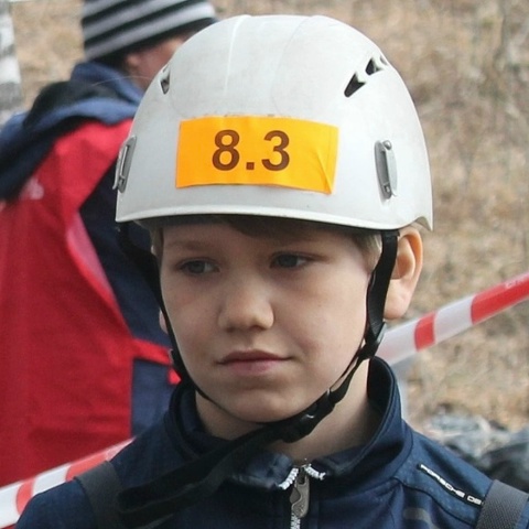 Данил Леонов