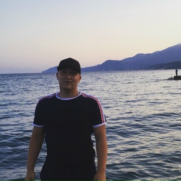 Радмир Ашенов