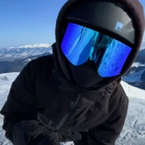 Денис Плетнёв